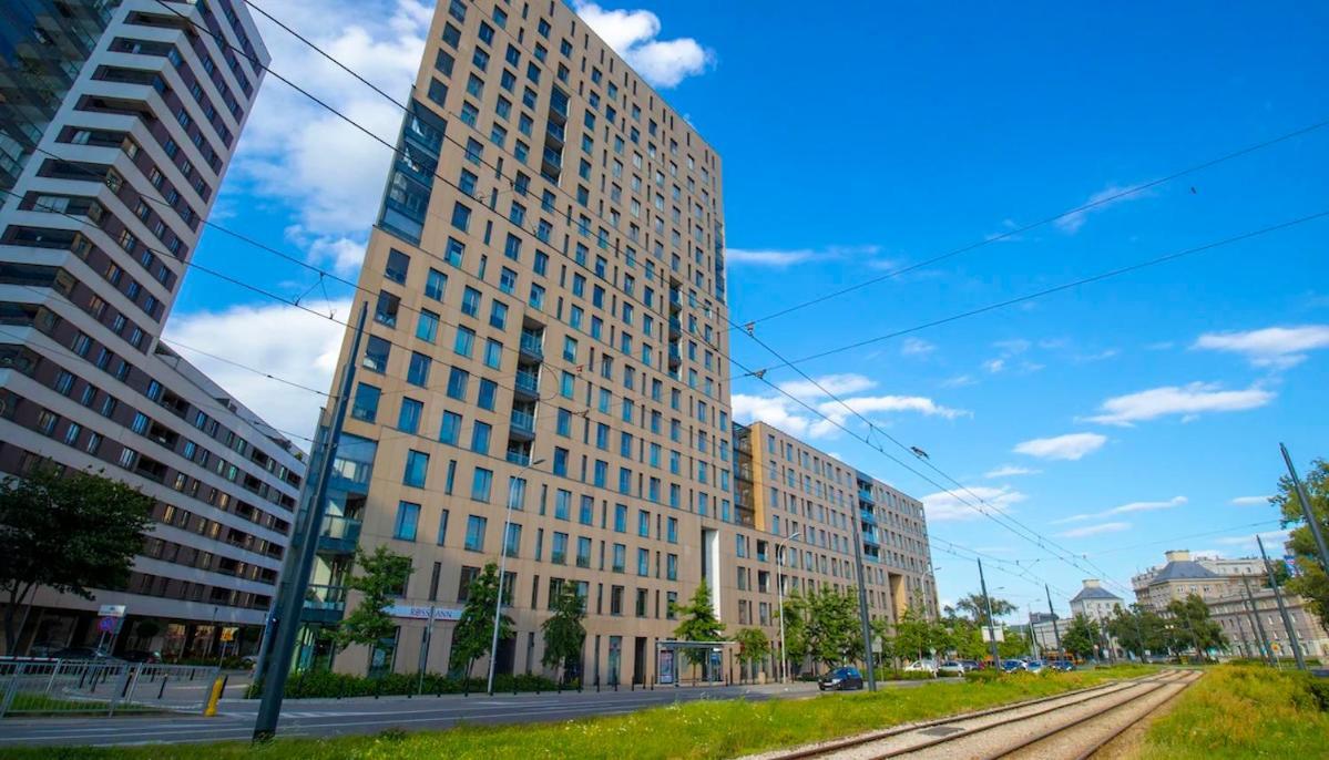 Dreams Apartmens Centrum Варшава Екстер'єр фото